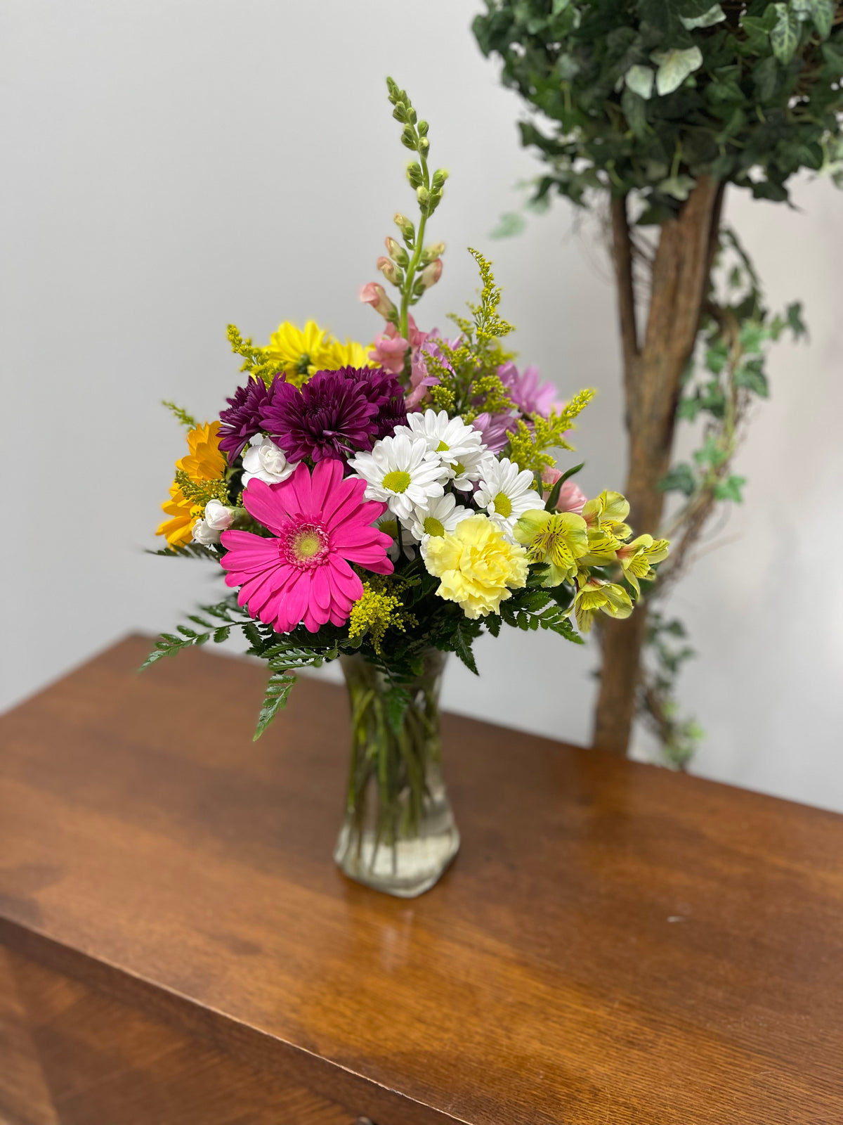 Pink, Yellow and Lavender Vase – WALKER'S FLOWER BASKET, Winfield WV
