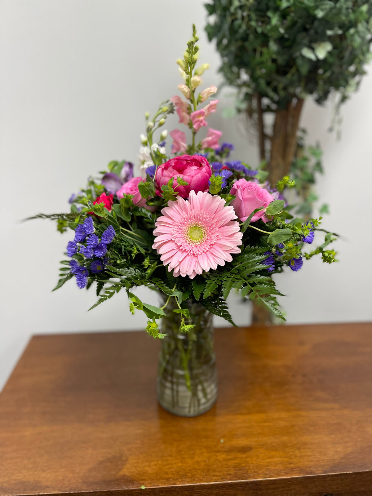 Pink Mixed Vase – WALKER'S FLOWER BASKET, Winfield WV